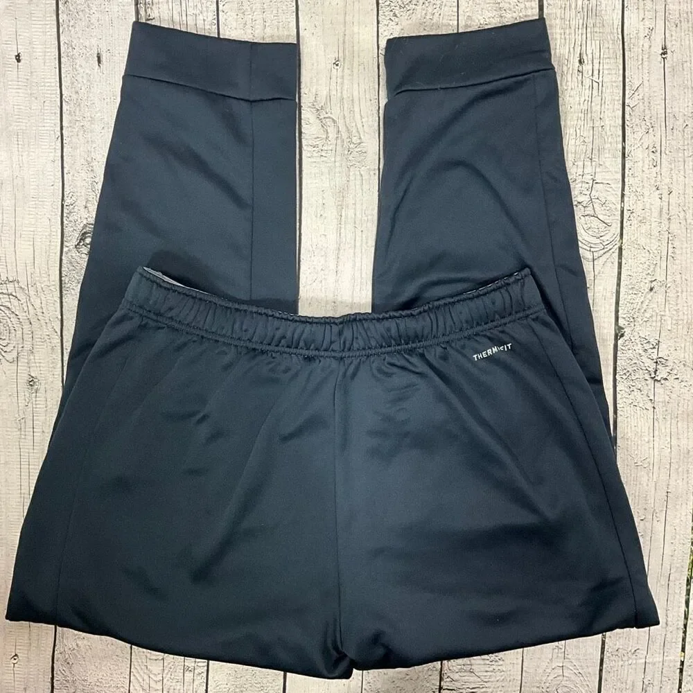 NIKE ThermaFit Pants